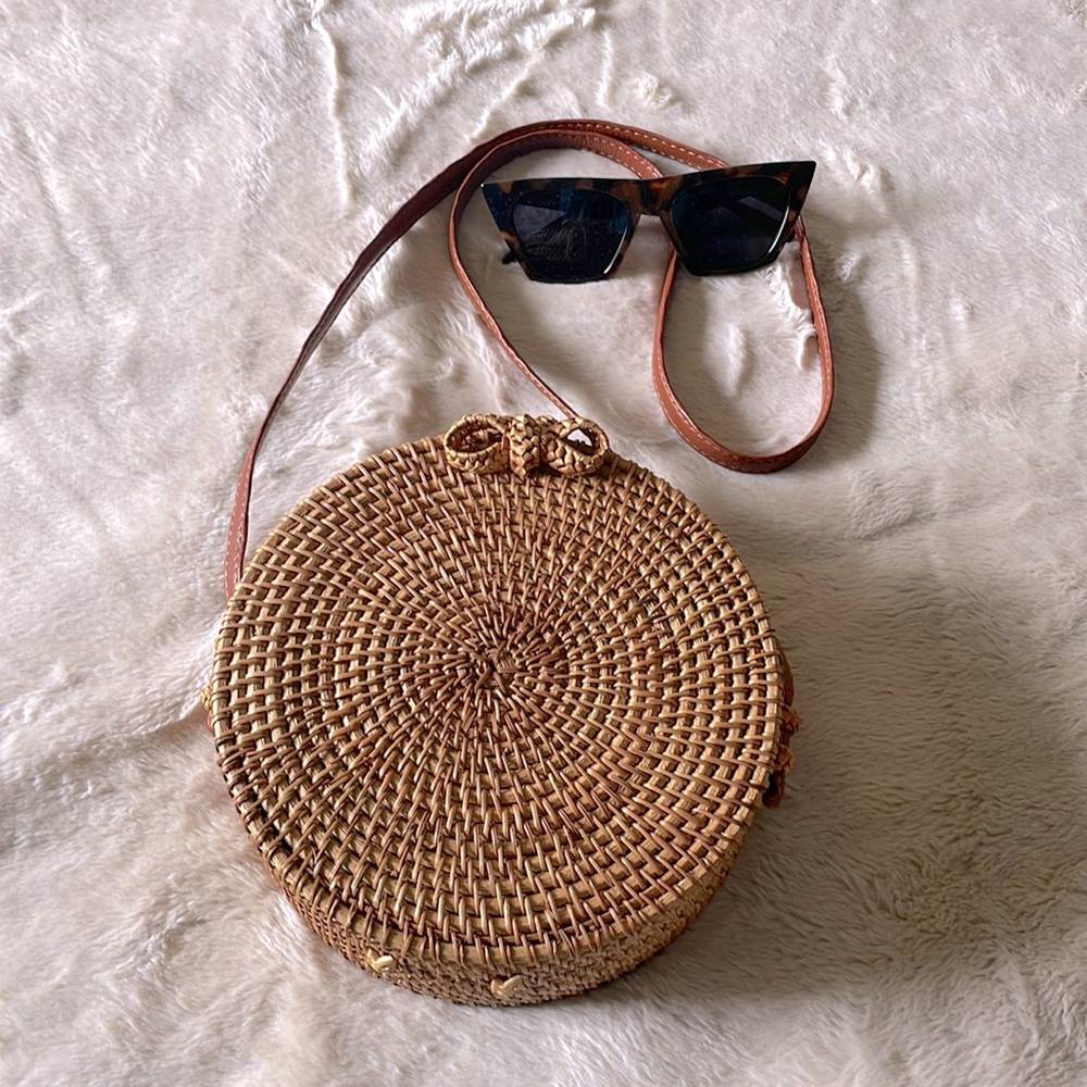 Round Rattan Purse